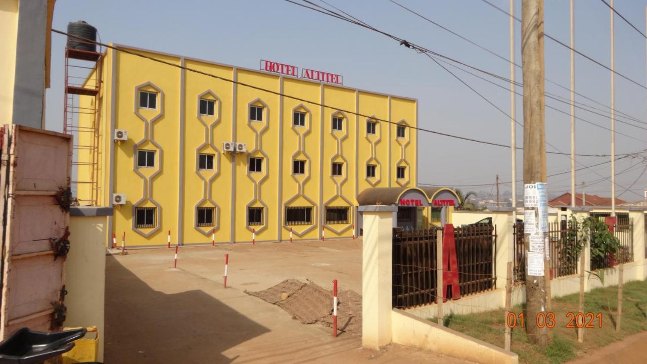 Hotel Altitel Bafoussam Ngoại thất bức ảnh