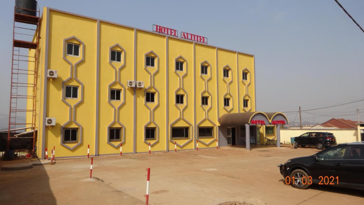 Hotel Altitel Bafoussam Ngoại thất bức ảnh