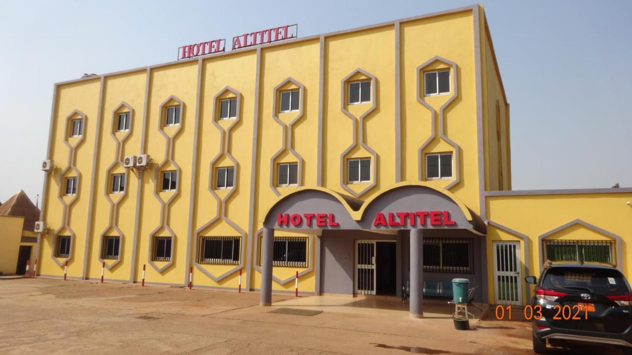 Hotel Altitel Bafoussam Ngoại thất bức ảnh