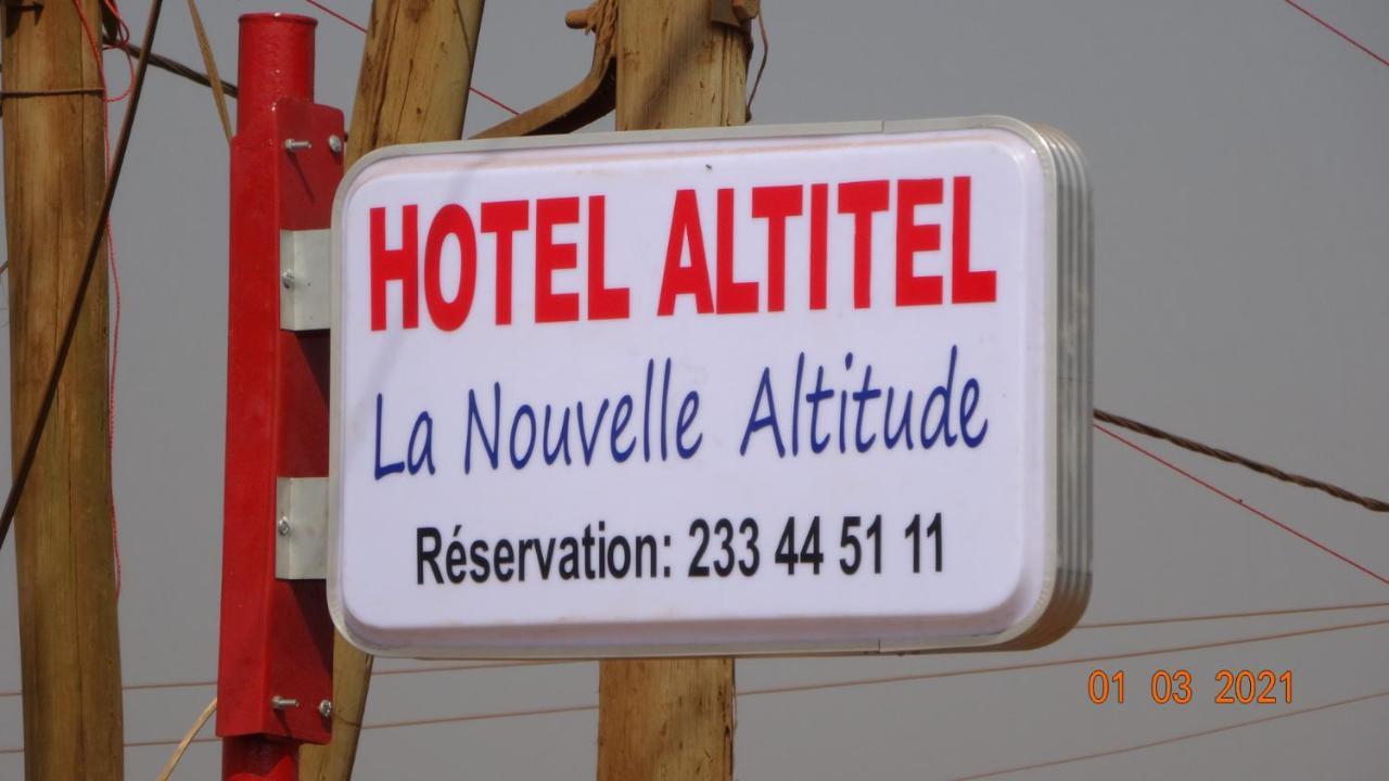 Hotel Altitel Bafoussam Ngoại thất bức ảnh