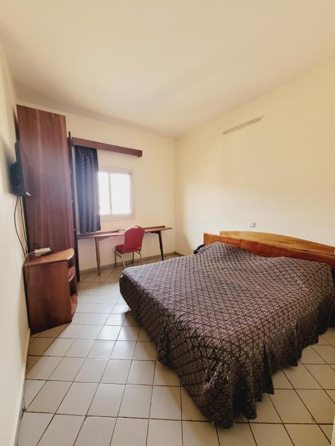 Hotel Altitel Bafoussam Ngoại thất bức ảnh