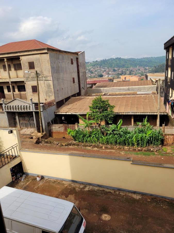 Hotel Altitel Bafoussam Ngoại thất bức ảnh